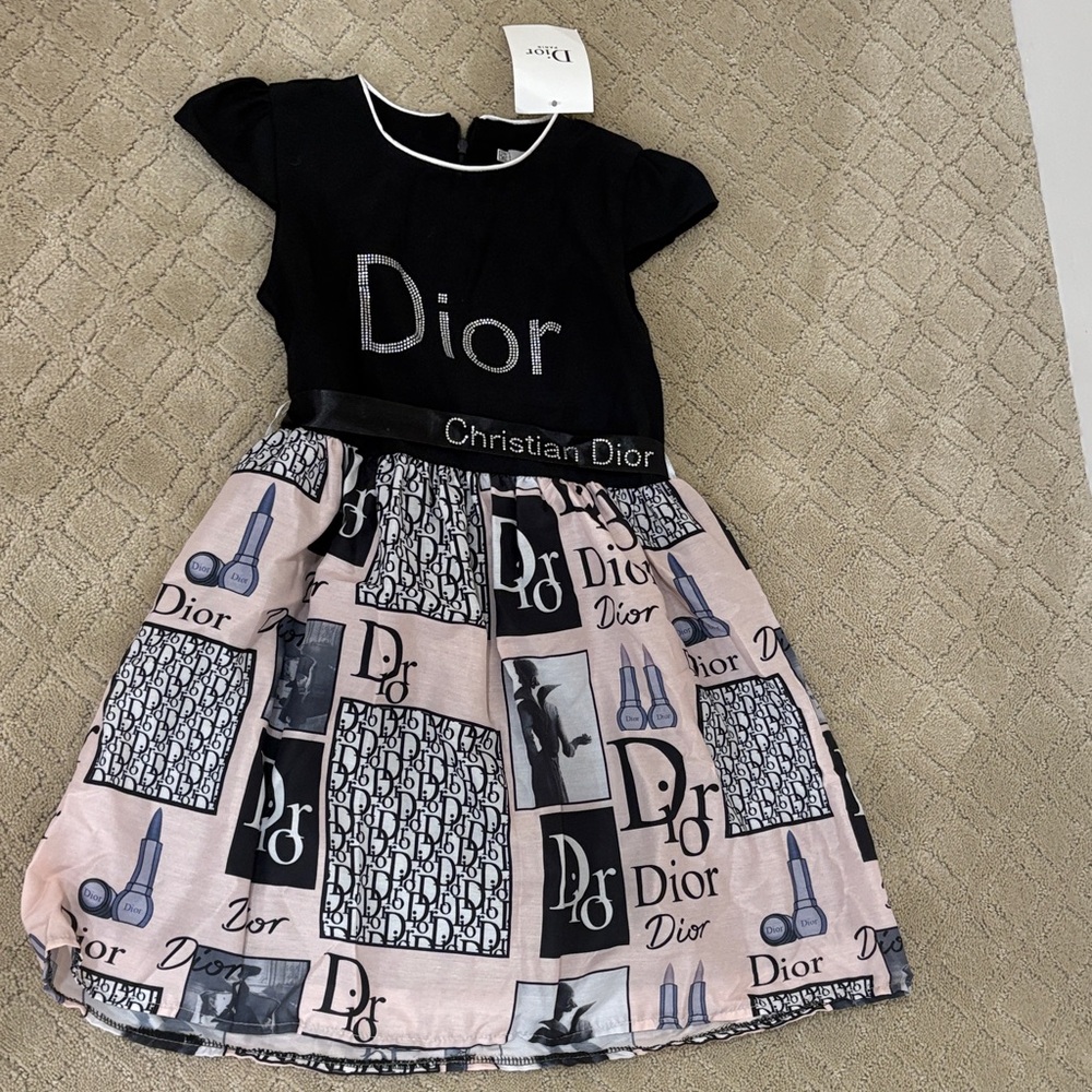 Girls Dress in Black and Pink Pattern